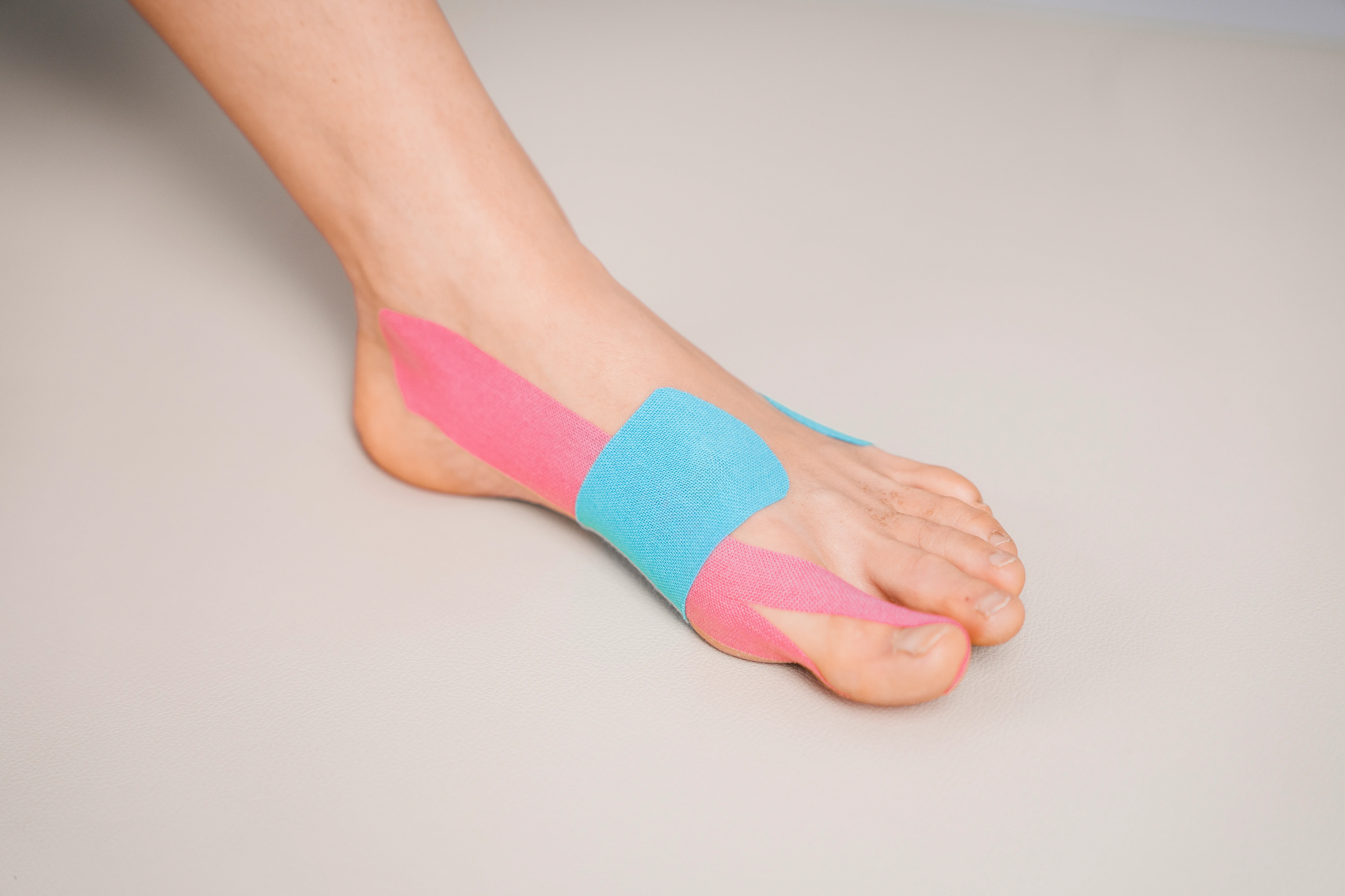 Hallux Valgus tapen Bild 9